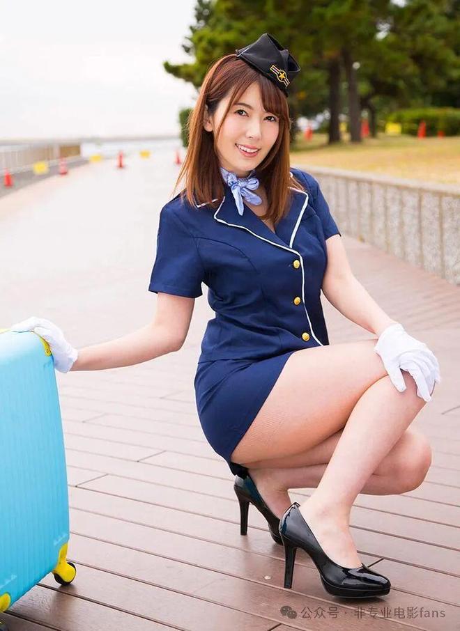 “暗黑志玲”到文化符号的蜕变之路开元棋牌日本女星波多野结衣：从(图10)